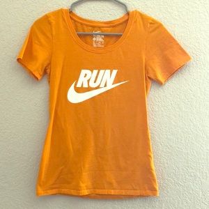 Girls (juniors) Nike Tee